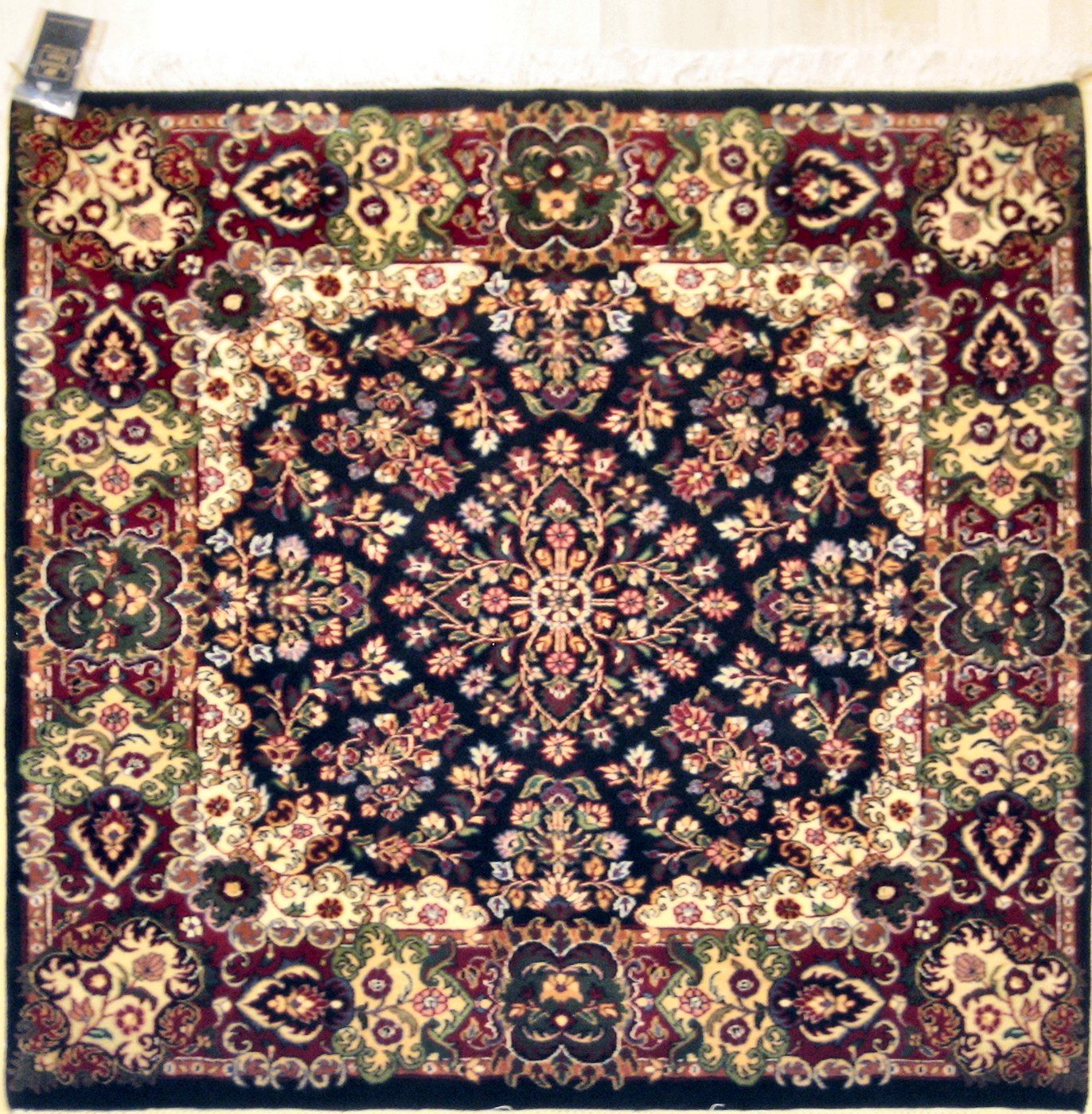 Kashan Black, 4′1″ × 4′2″