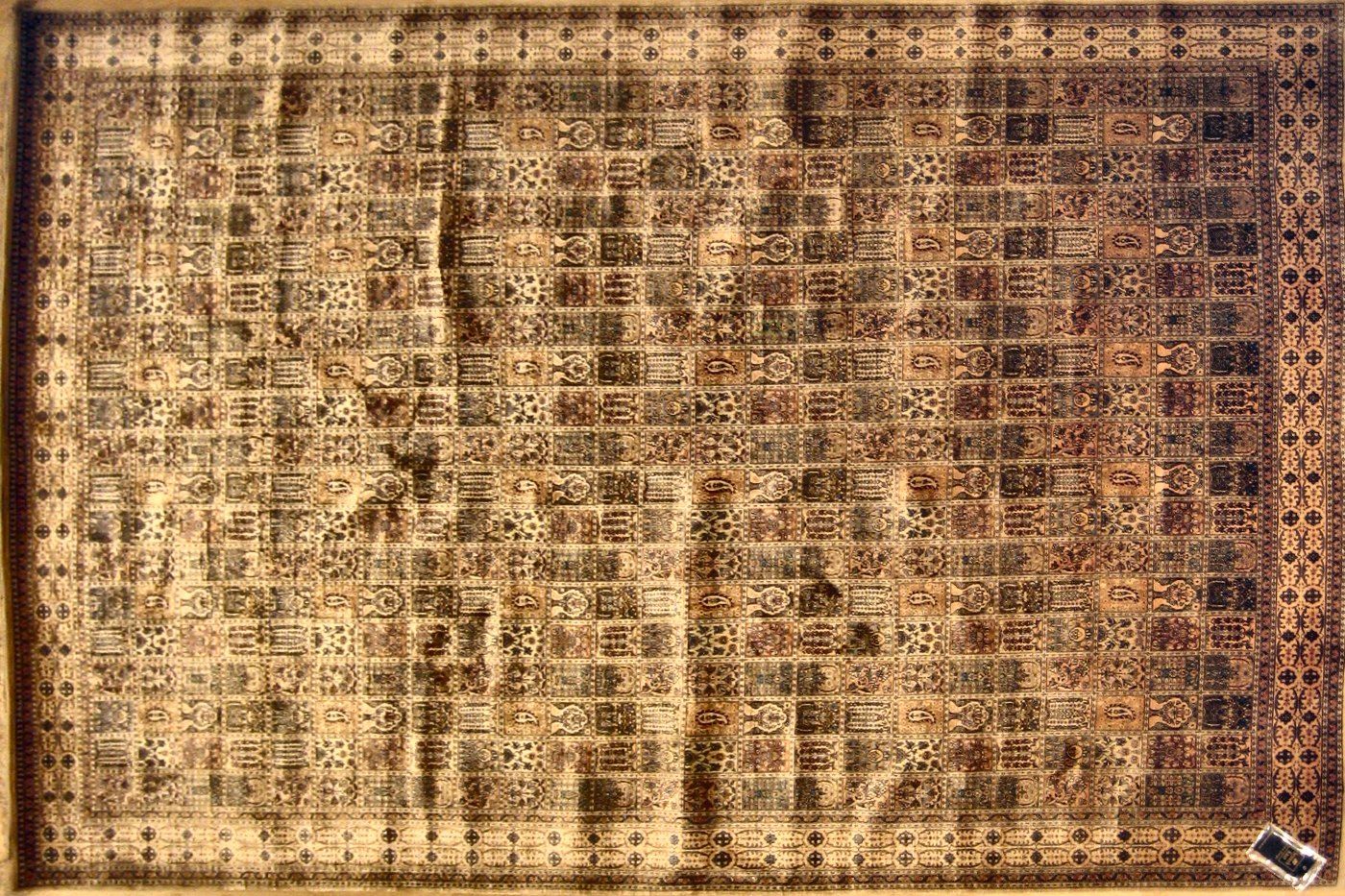 Qum Beige, 6′0″ × 9′0″