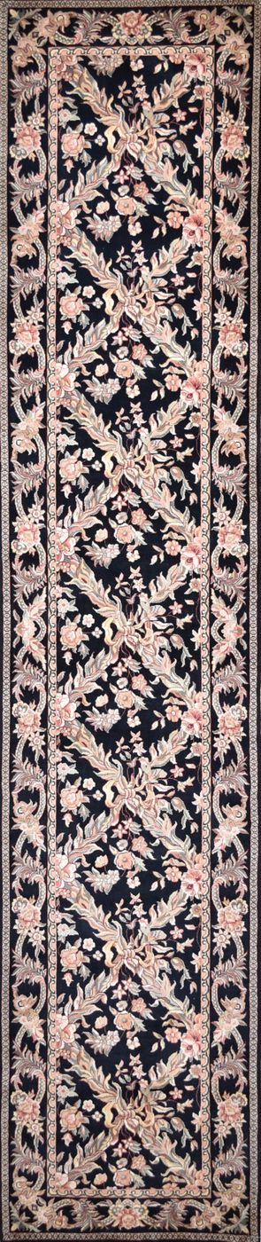 Royal Kermin Savonnarie Black, 2′6″ × 12′0″