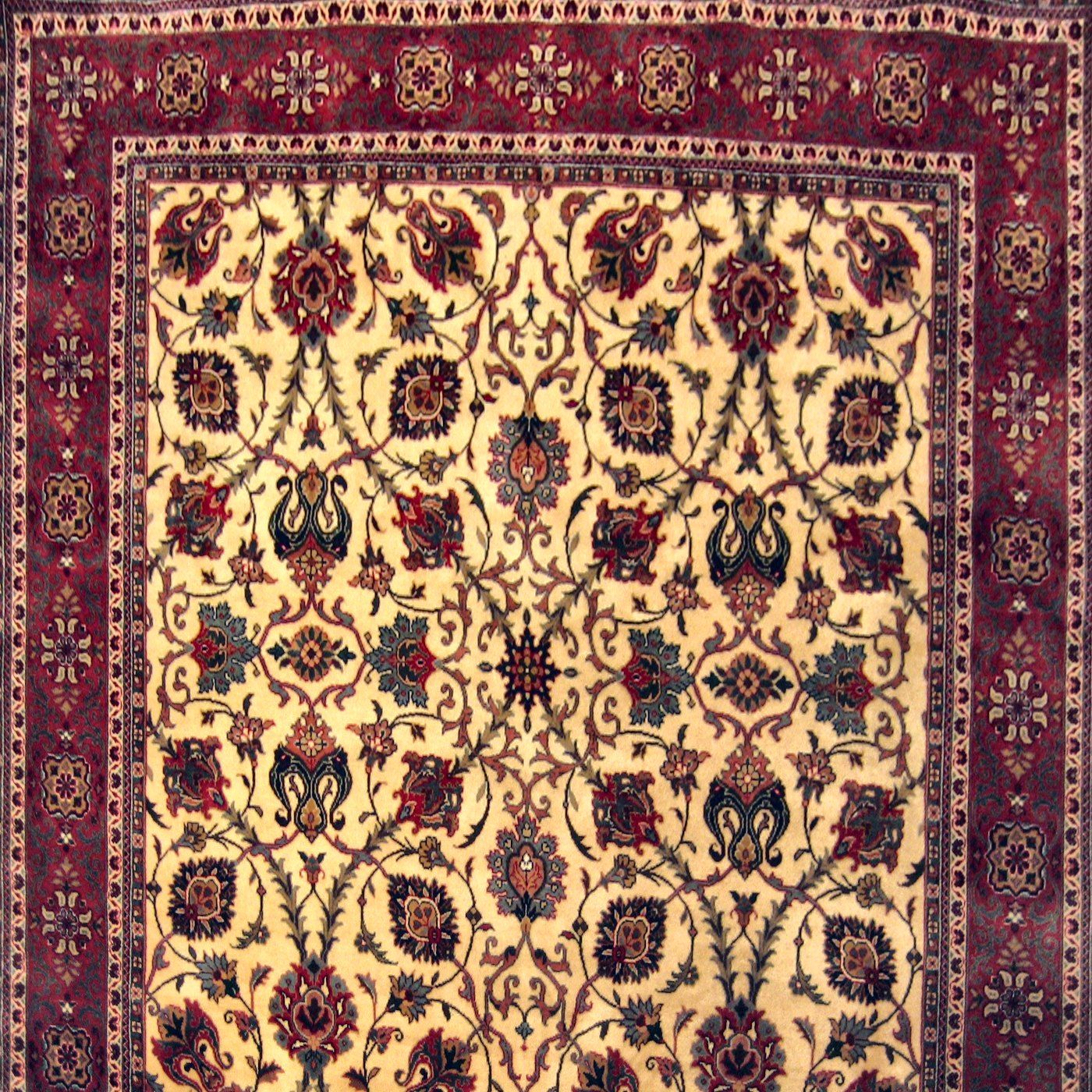 Semnan Ivory / Red, 6′2″ × 6′2″
