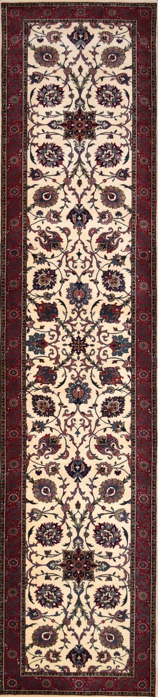 Mehran Semnan Ivory/Red, 2′8″ × 11′11″