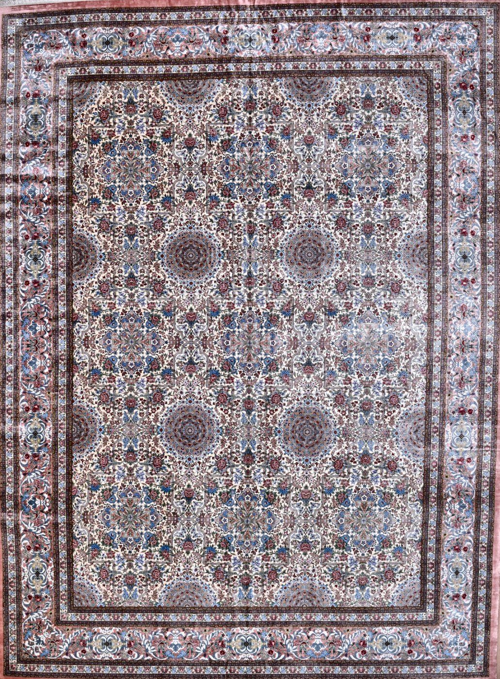 Qum Ivory / Rose, 9′8″ × 13′0″