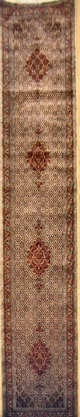 Tabriz Beige, 2′7″ × 13′4″