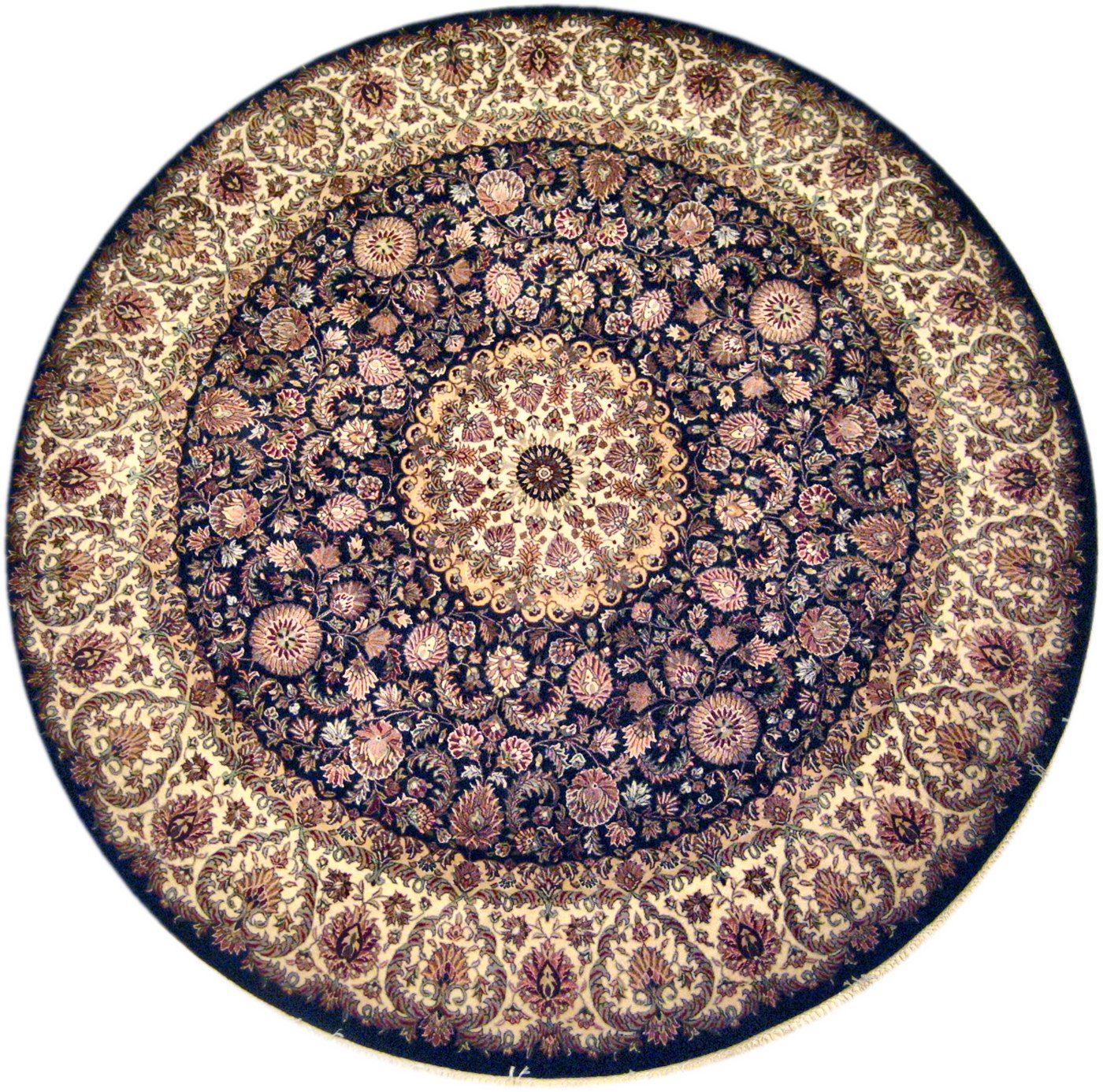 Kashan Navy / Ivory, 8′0″ × 8′1″