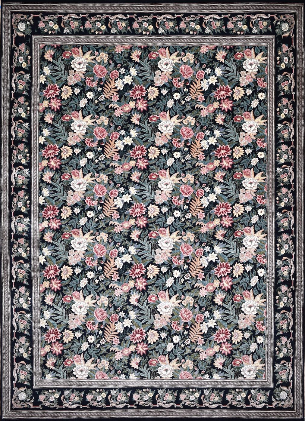 Bessarbian Black, 8′10″ × 12′4″