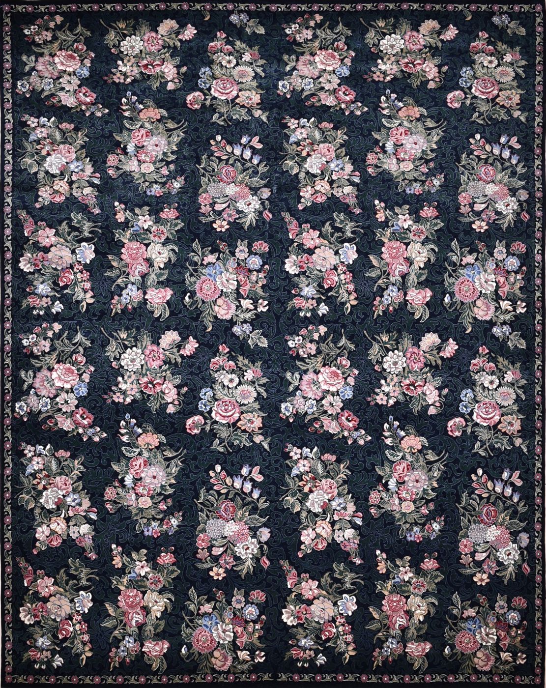 Boquet Black, 8′1″ × 10′3″, from the Shalimar collection