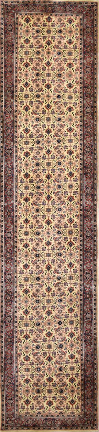 Sultan Herati Gold/Rust, 2′7″ × 11′6″