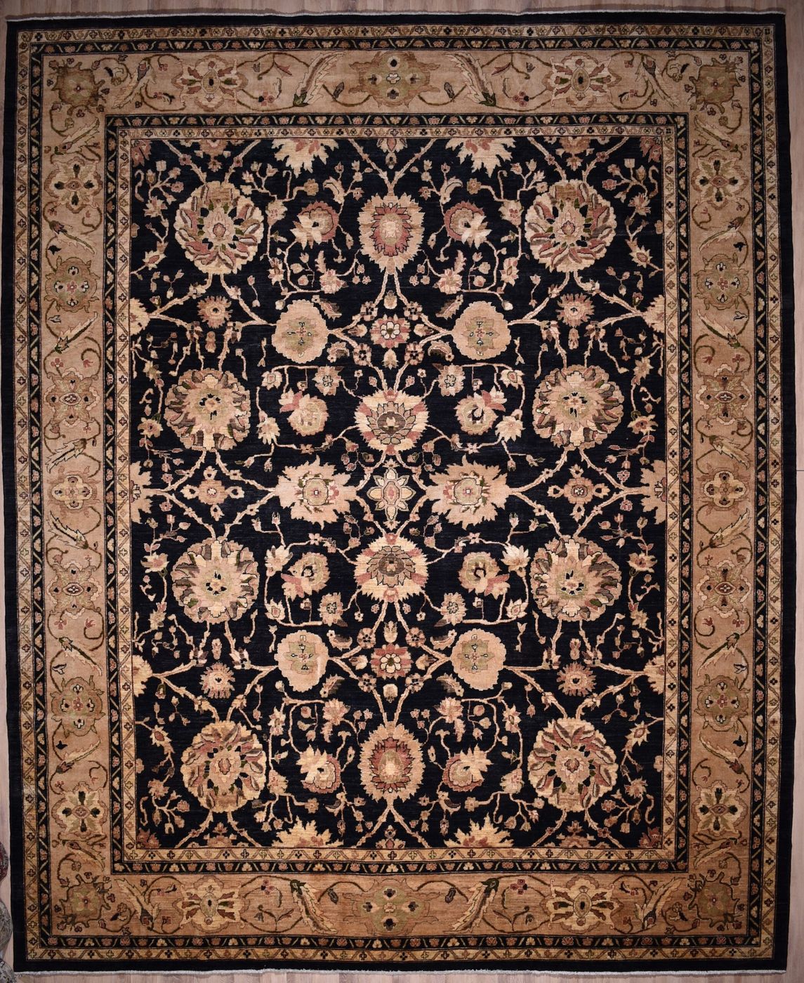 Silk Road Sultanabad 1220 Black, 12′1″ × 14′11″