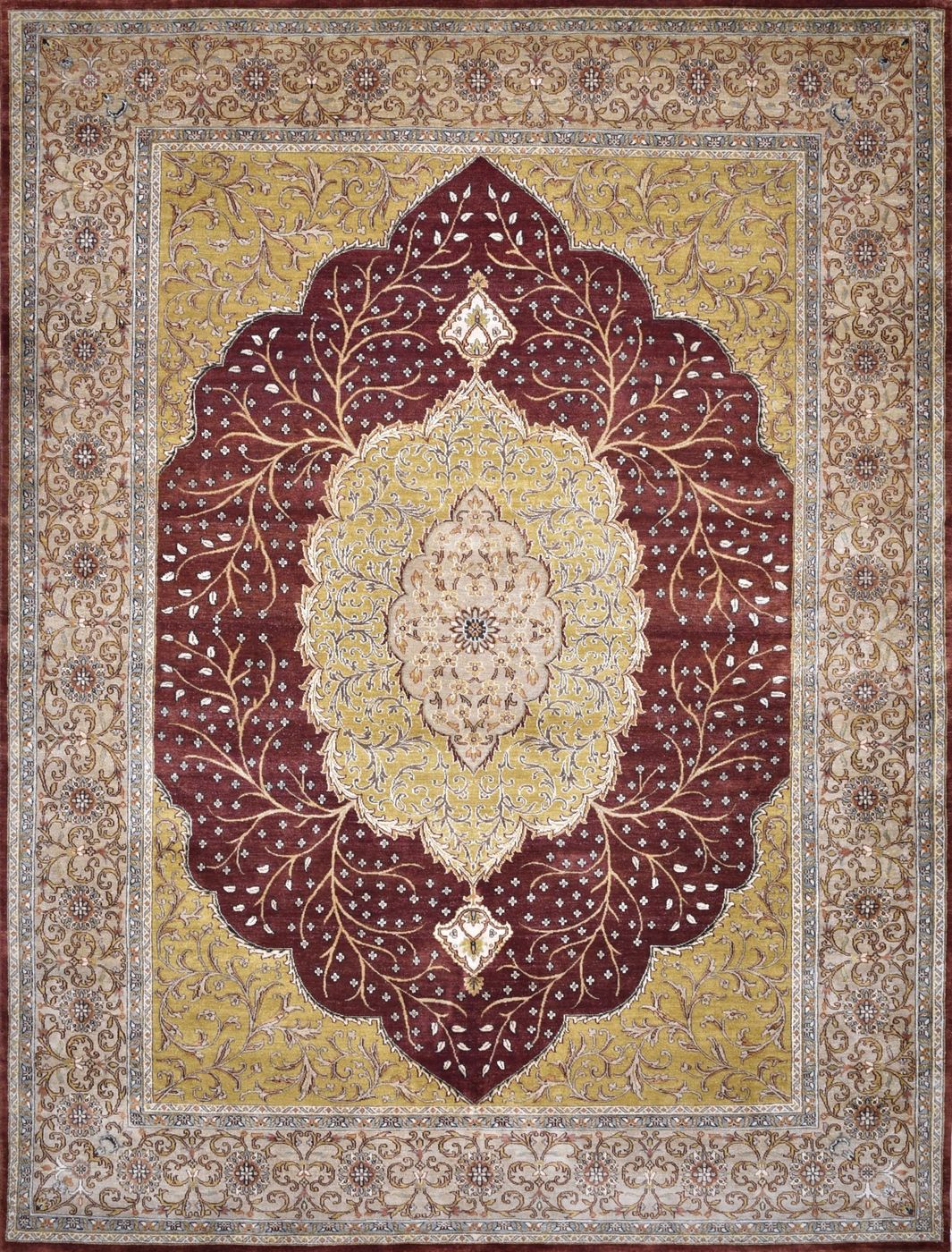 Tabriz 918 HJ Red, 8′9″ × 11′8″