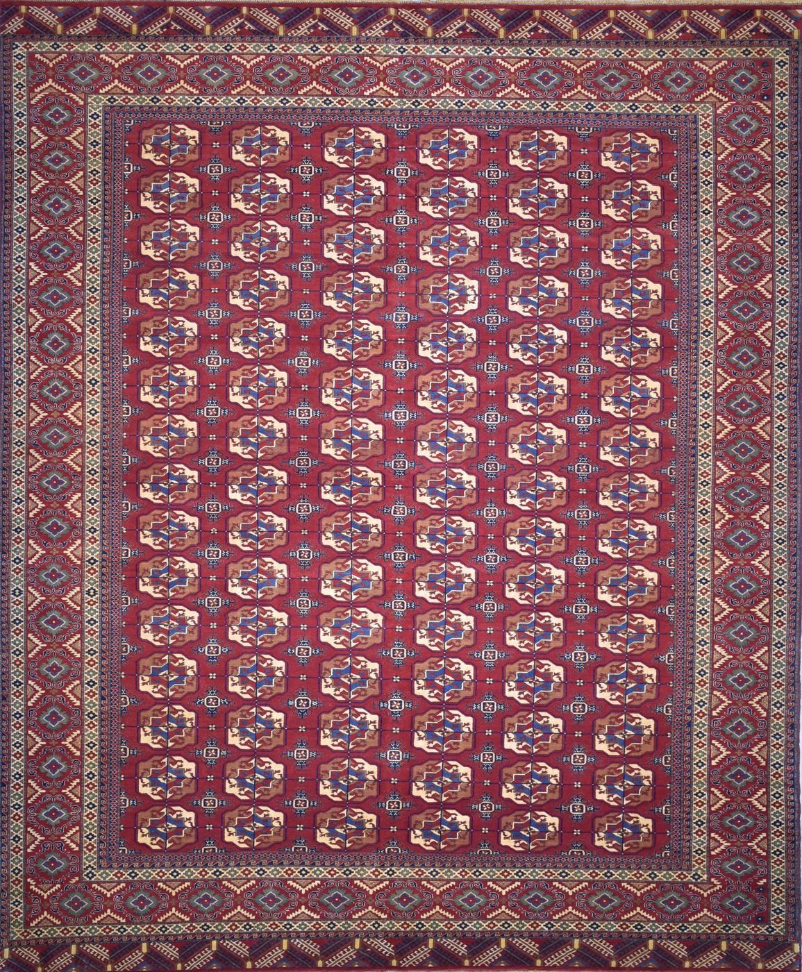 Shirvan Red, 10′3″ × 12′3″