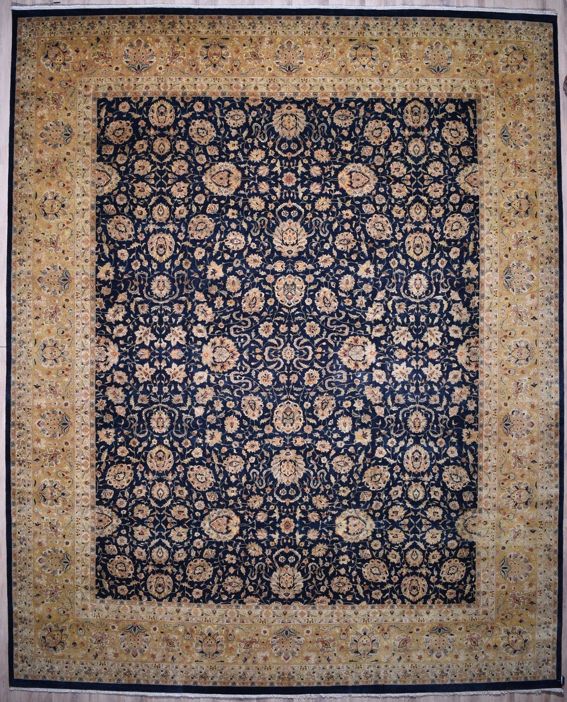 Agra GL24 Black, 12′1″ × 15′0″