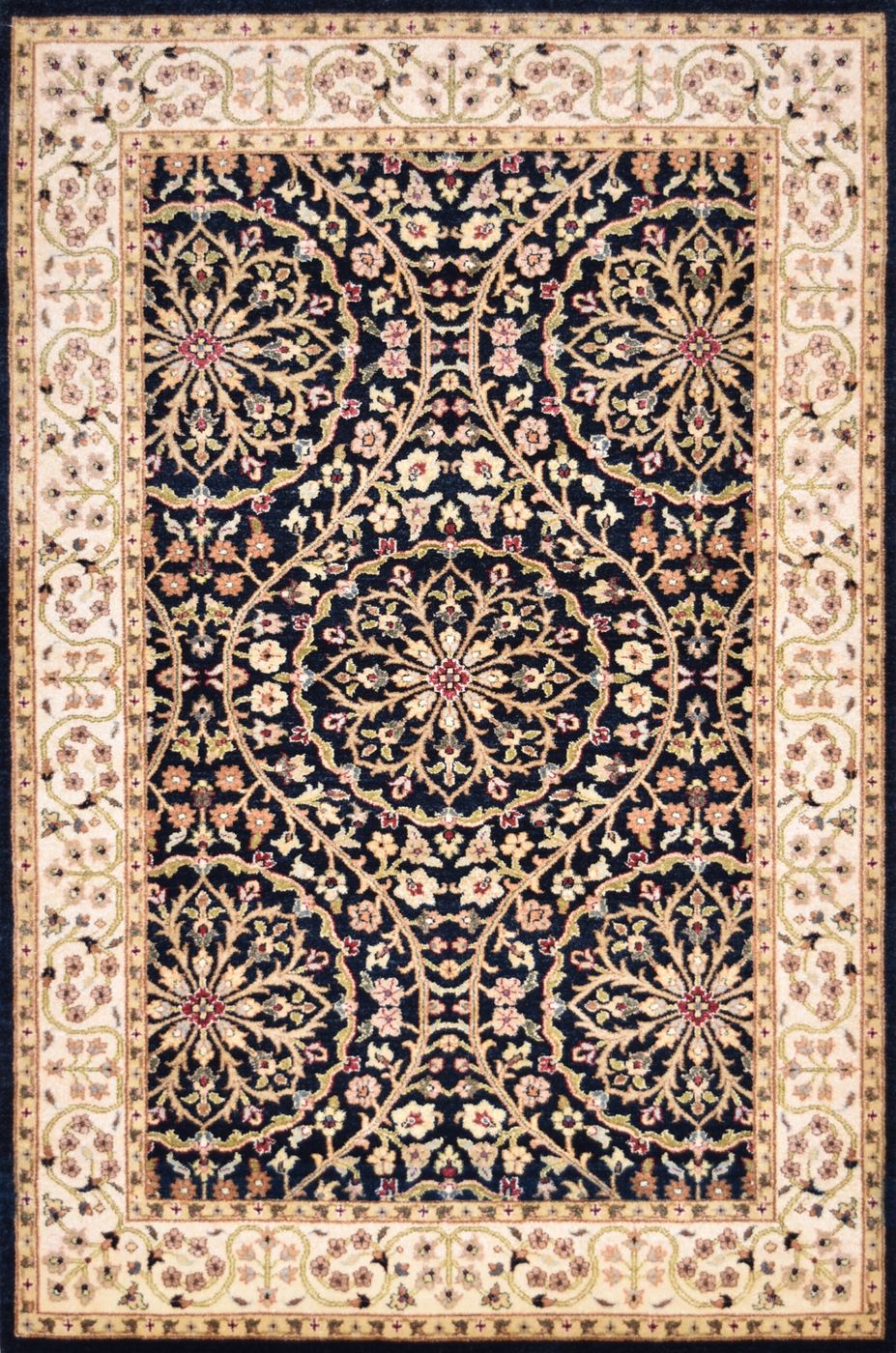 Dover Tabriz Black/Ivory, 4′1″ × 6′1″