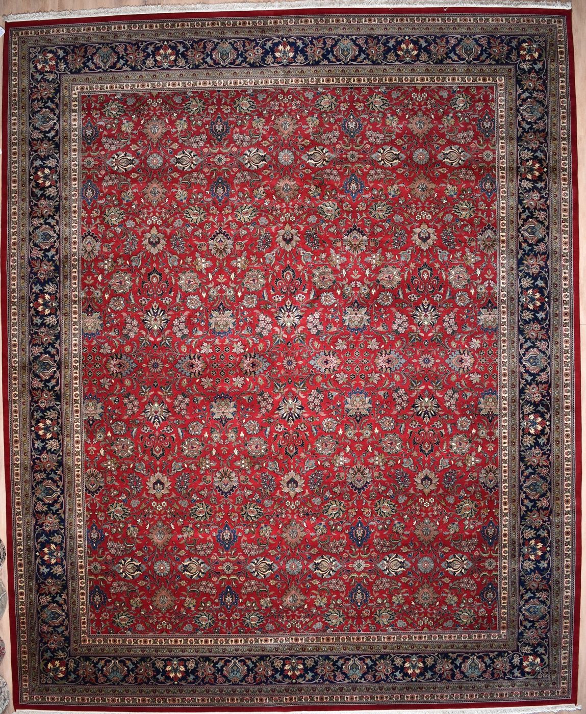 Kashan Red / Navy, 2′7″ × 9′6″