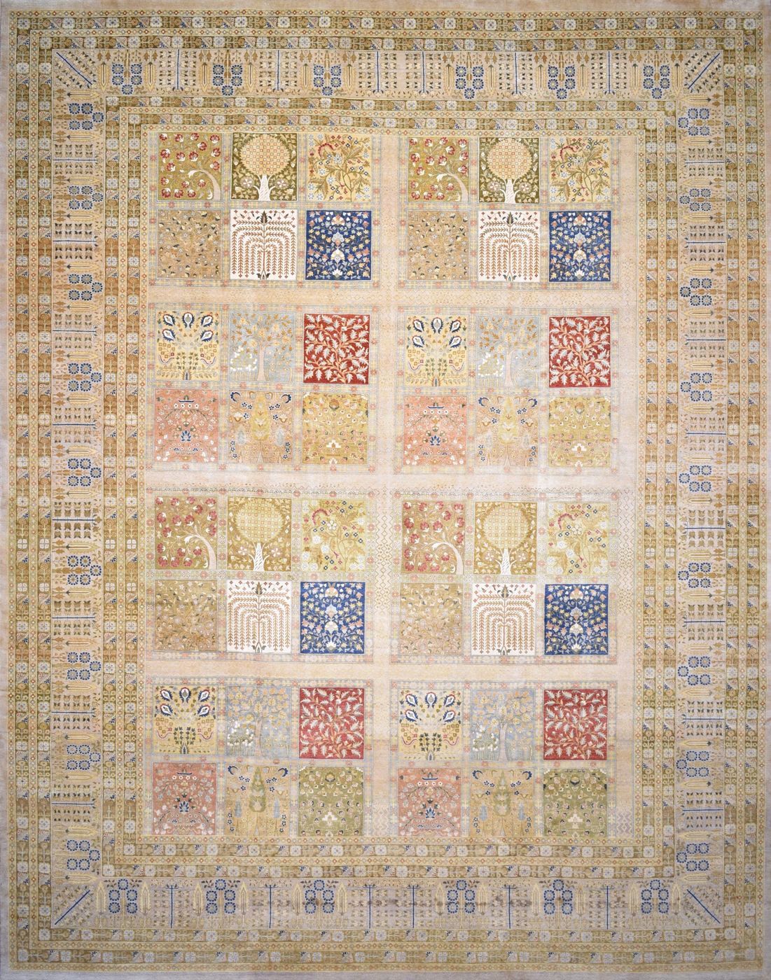 Tabriz Panel Beige, 12′3″ × 15′8″