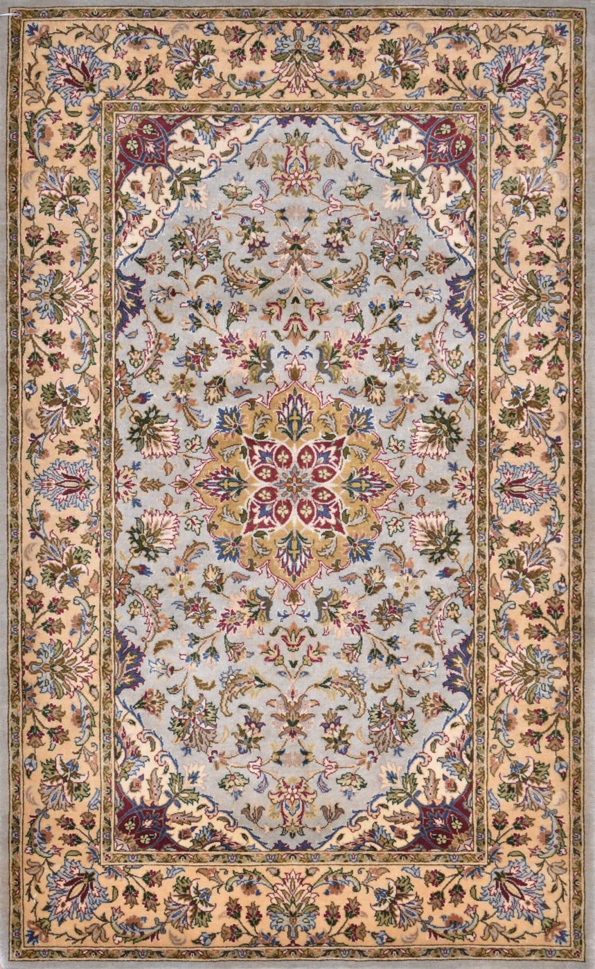 Noor Tabriz Zahid L.Green/Gold, 2′7″ × 4′3″