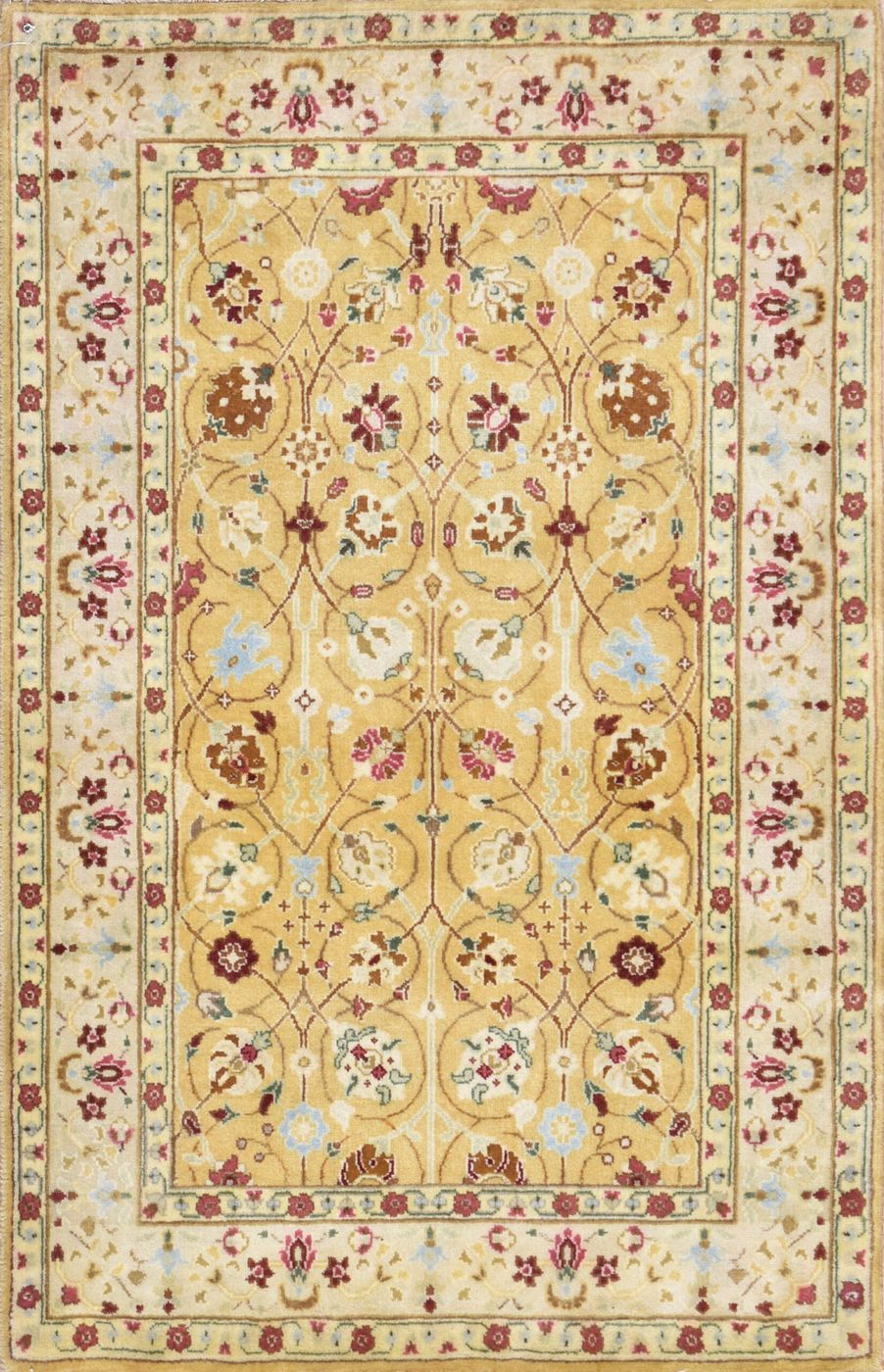 Ferahan Tabriz Gold, 2′6″ × 3′10″