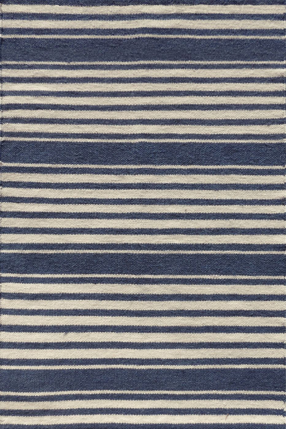 India rug, D.Blue / Ivory, 5′11″ × 8′11″