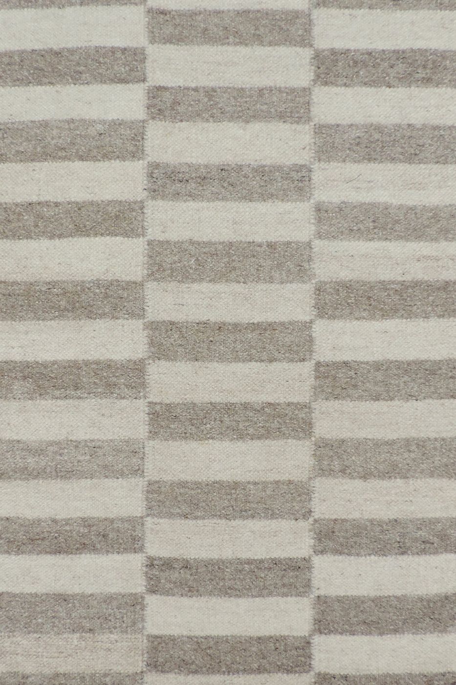 India rug, Beige / Ivory, 6′0″ × 9′0″