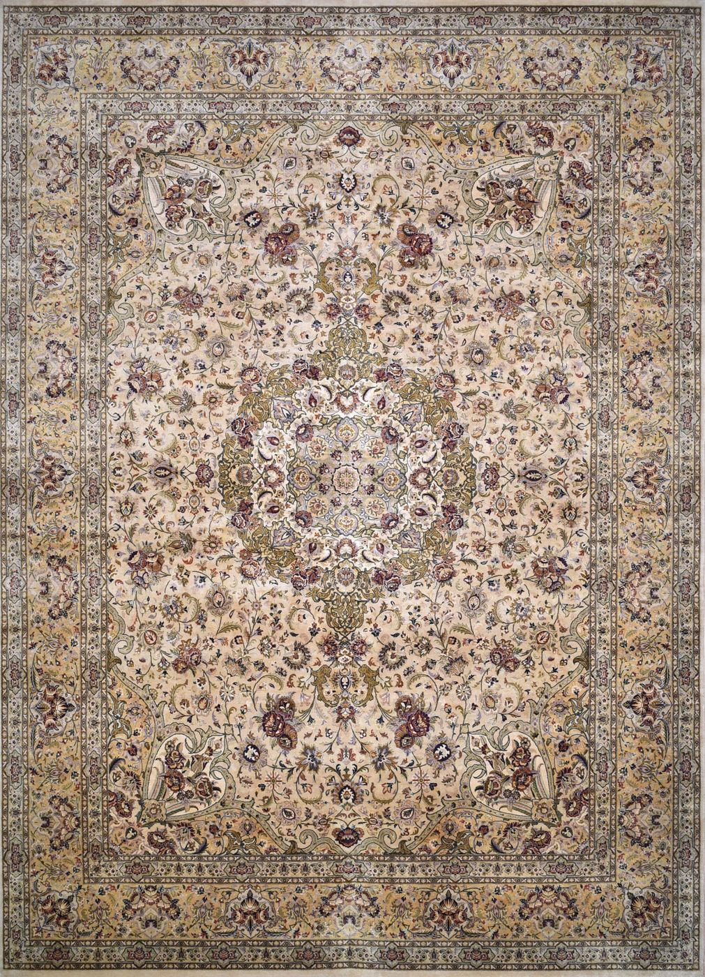 Tabriz Richard Gold, 9′11″ × 13′11″, from the Shalimar collection