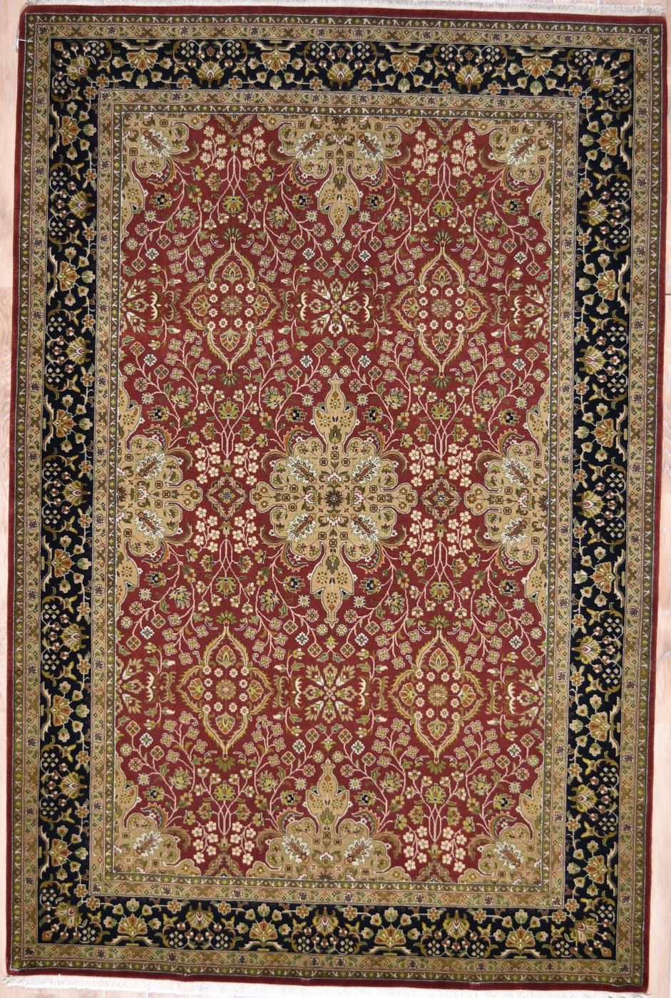 Tabriz Rust / Black, 6′0″ × 9′1″