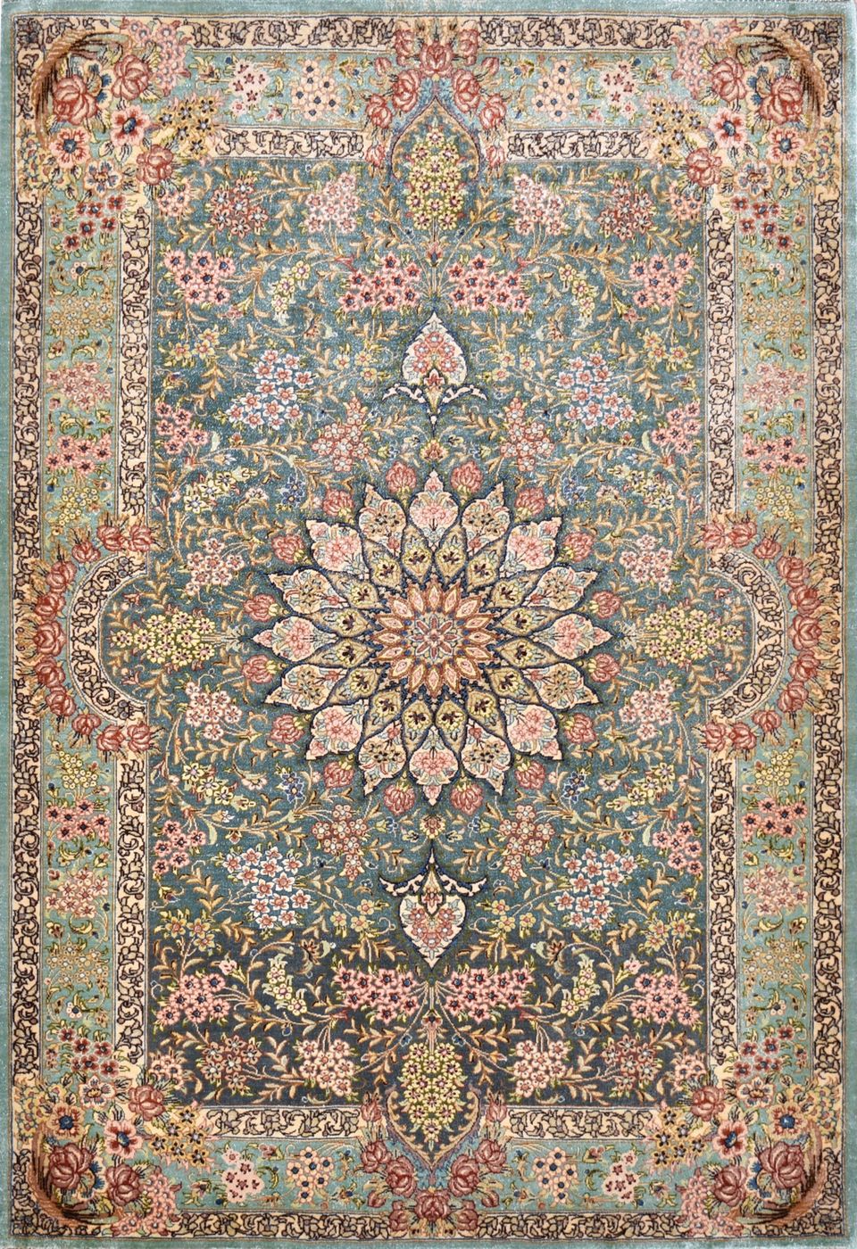 Qum Green, 2′7″ × 3′9″