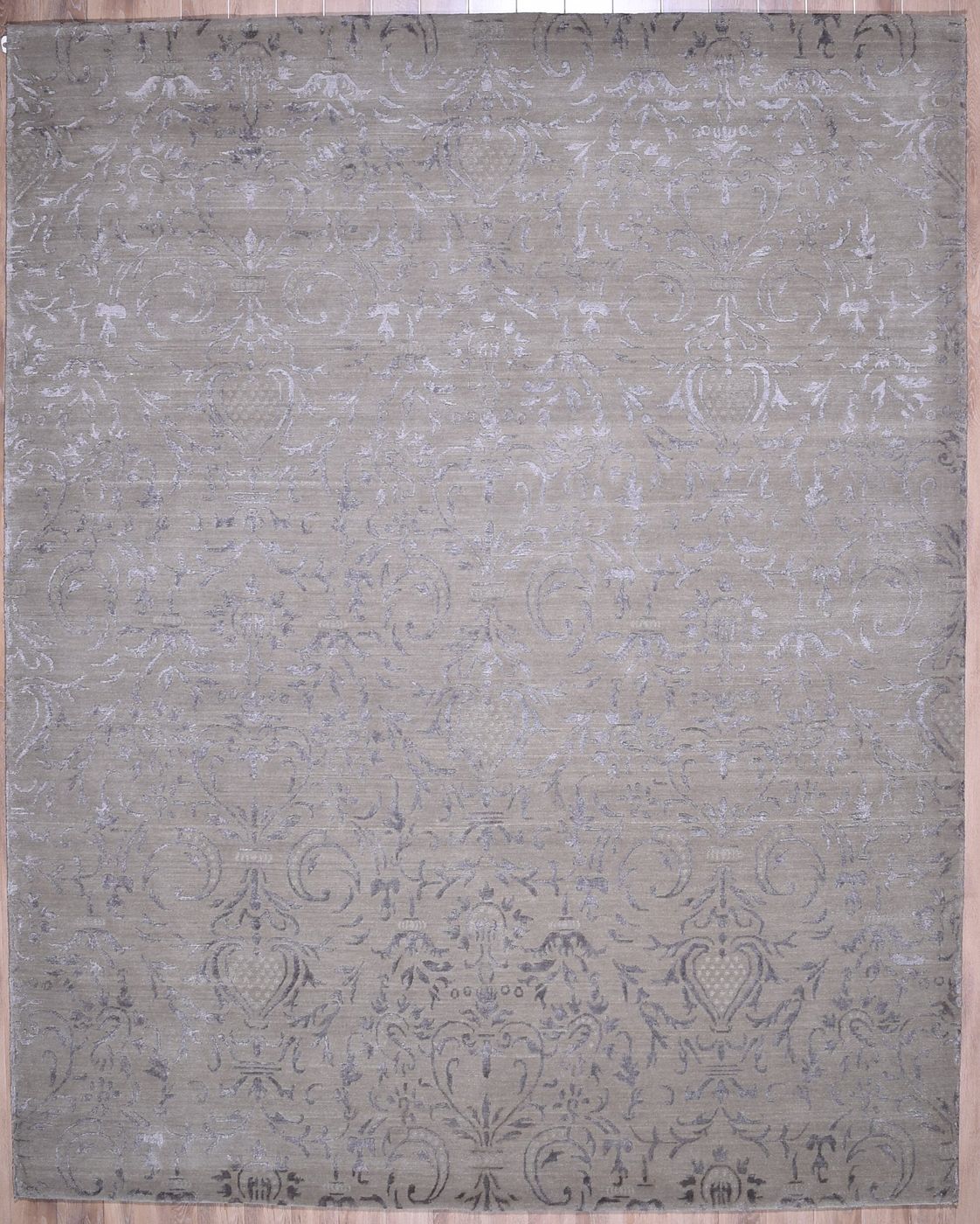 India rug, Beige / Silver, 8′1″ × 10′2″