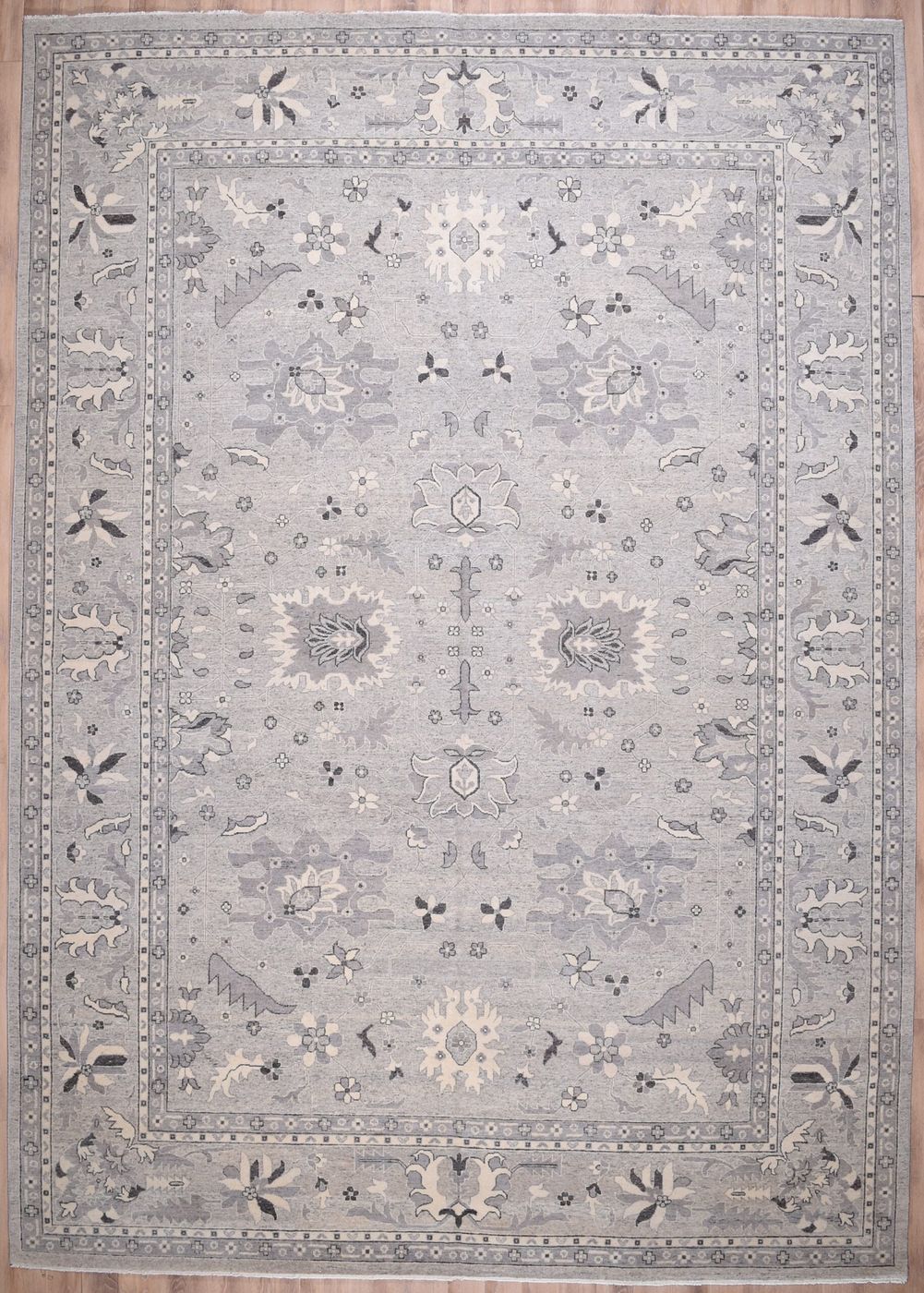 Zeigler Grey, 10′0″ × 14′1″