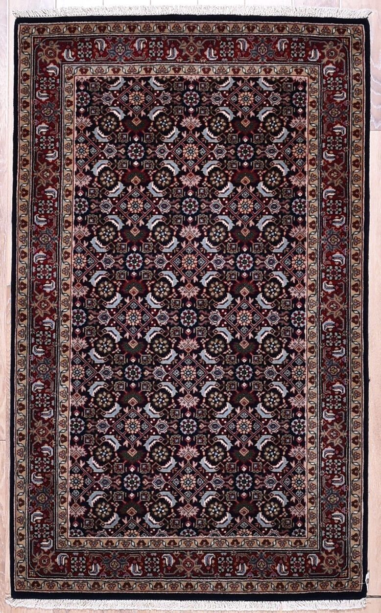Herati Navy/Red, 3′1″ × 5′0″