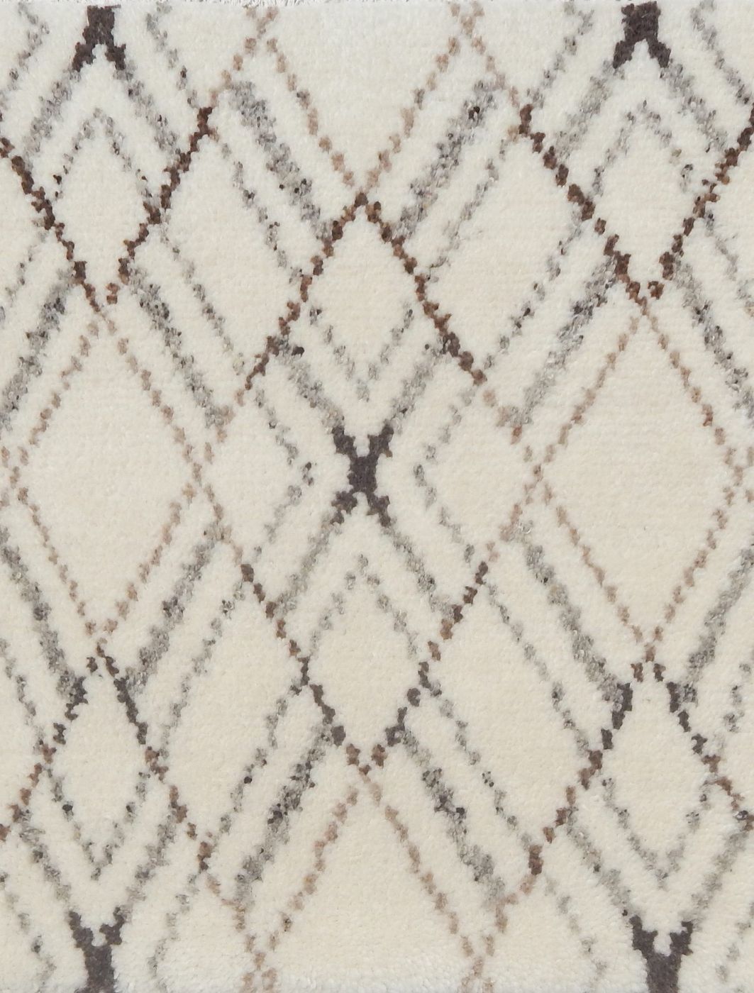 India rug, Ivory, 8′0″ × 10′1″