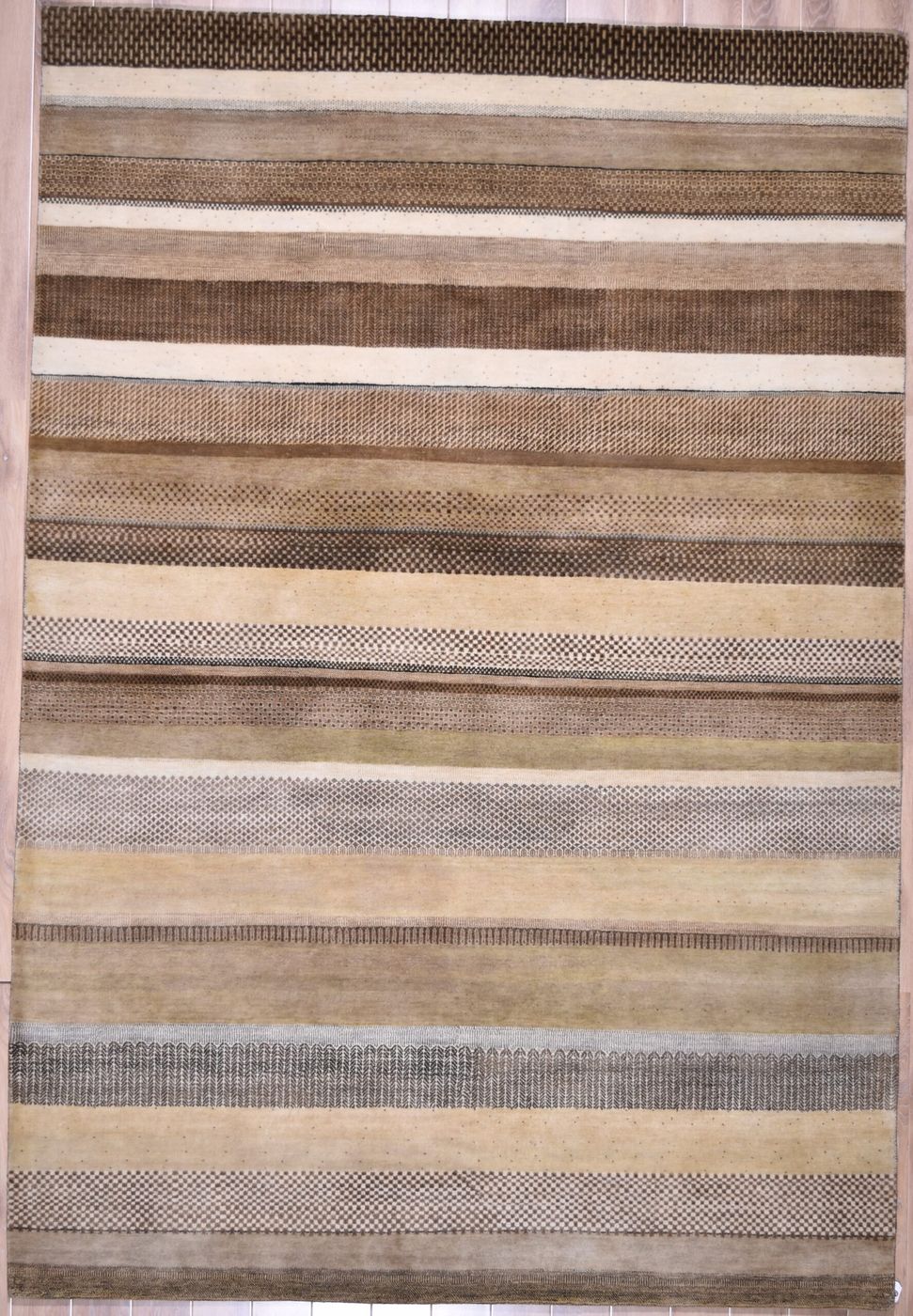 Gabeh Beige / Brown, 4′1″ × 6′0″