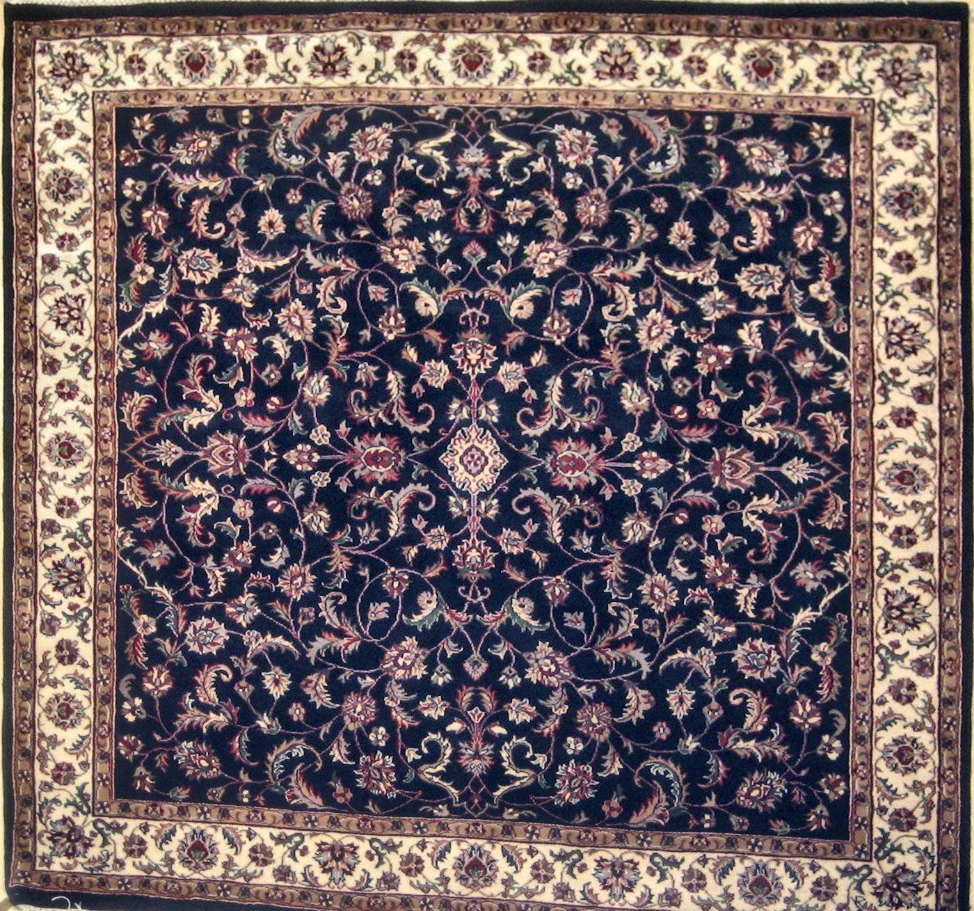 Kashan Navy / Ivory, 6′0″ × 6′5″