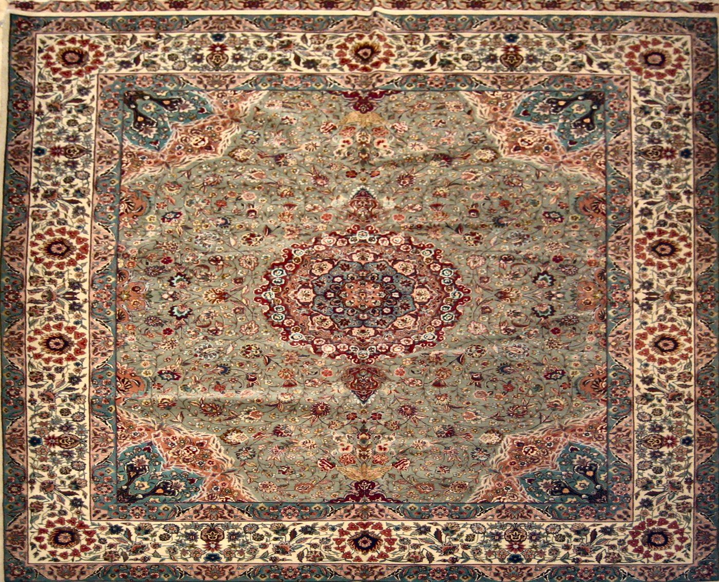 Tabriz L.Green, 7′10″ × 9′8″