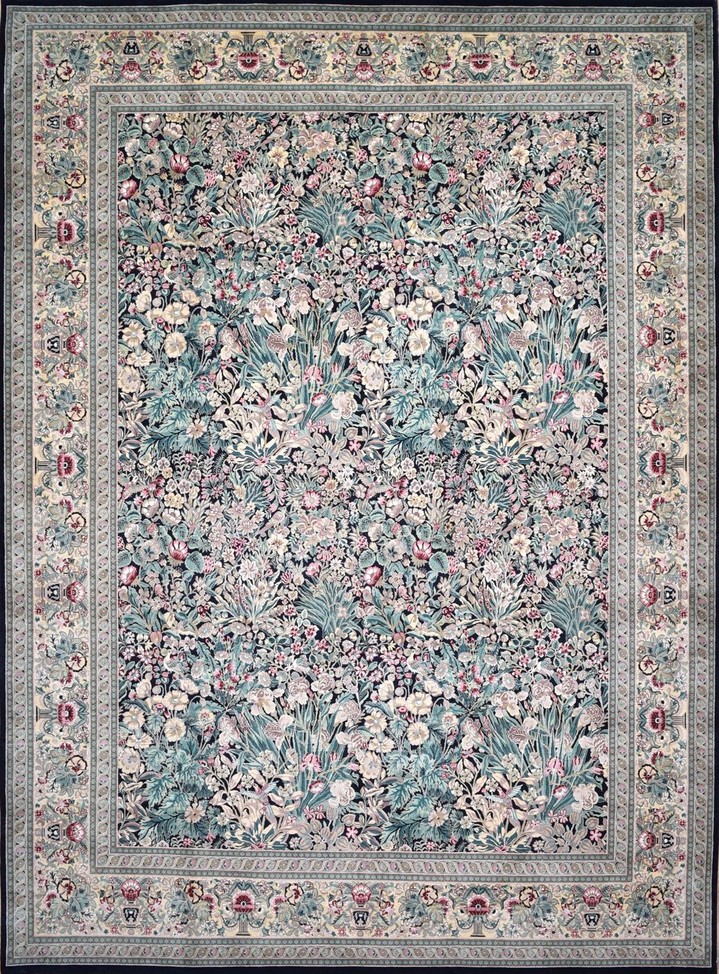 Floral Inqilab Black & Gold, 10′2″ × 13′11″