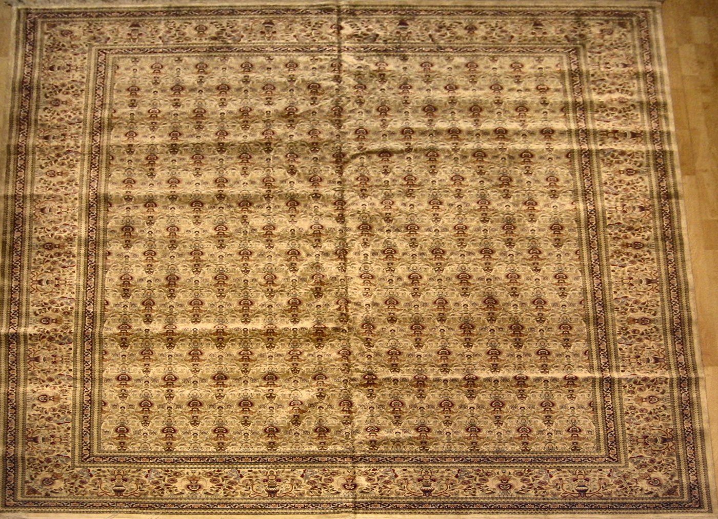 Qum Ivory, 8′3″ × 11′5″