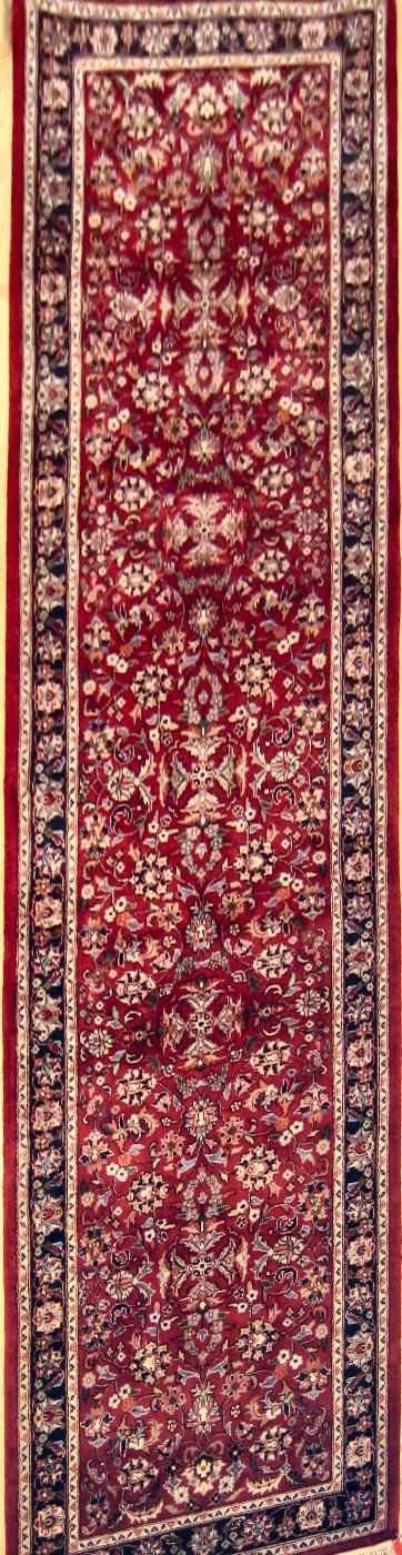 Sarouk Red / Navy, 2′7″ × 10′0″