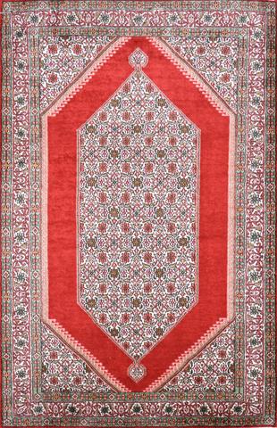 Srinagar Qum Red, 2′8″ × 4′2″