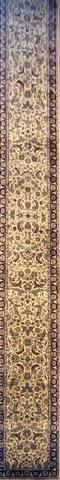 Kashan Ivory / Navy, 2′6″ × 19′10″