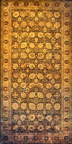 Agra Black / Gold, 8′1″ × 16′1″