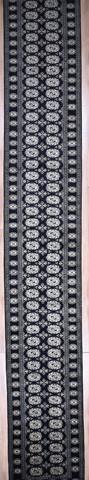 STR OF LHE Bokara Black/Black, 2′6″ × 19′5″