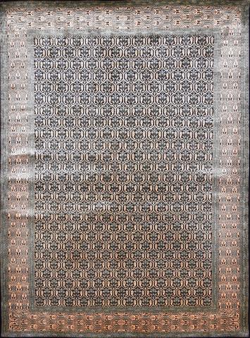 Qum Navy/Ivory, 5′0″ × 7′0″