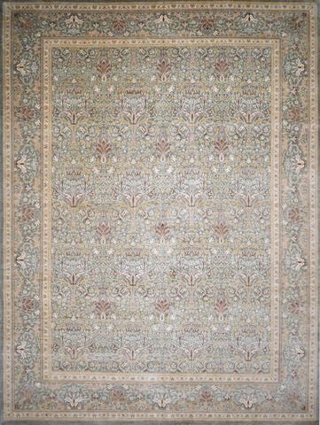 Texila W.Morris Grean, 10′2″ × 13′9″