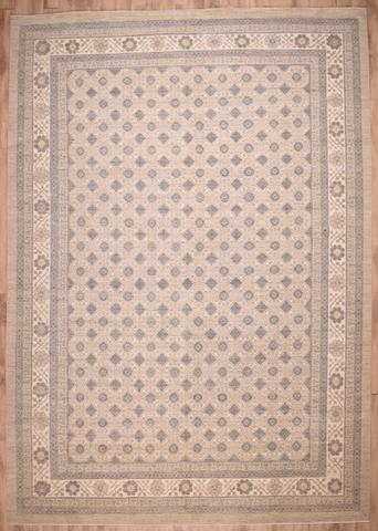 Peshawar Silver/Ivory, 9′10″ × 14′0″